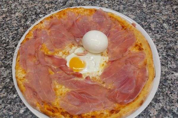 Azienda in vendita: Pizzeria d'asporto con consegna a domicilio. 
Molto avviata. a Vicenza - Pizzerie - Immagine principale