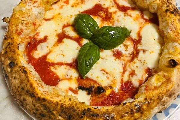 Azienda in vendita: Pizzeria d'asporto con consegna a domicilio ottima clientela . a Vicenza - Pizzerie - Immagine principale