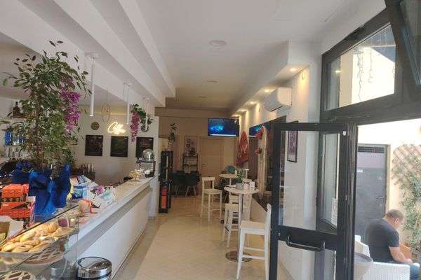 Azienda in vendita: Bar caffetteria cocktail vendesi provincia di Viterbo  a Vetralla - Bar - Immagine principale