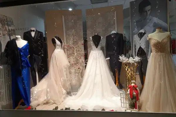 Azienda in vendita: Vendesi Atelier  a Jesi - Moda e abbigliamento - Immagine principale