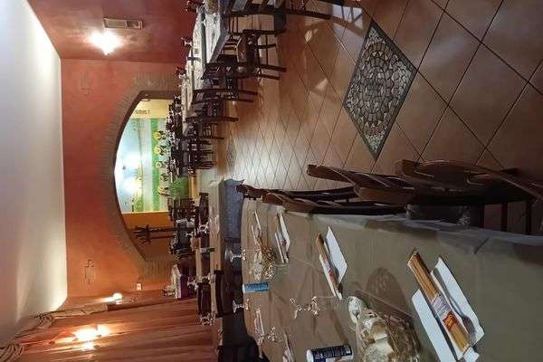 Azienda in vendita: Vendesi Attività di Ristorazione "Trattoria" ben avviata  a Borgolavezzaro - Ristoranti - Immagine principale