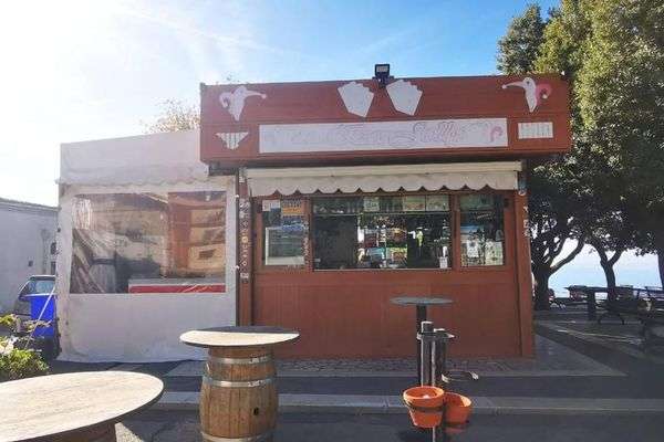 Azienda in vendita: Vendesi attivita ben avviata. a Monte Sant'Angelo - Bar - Immagine principale