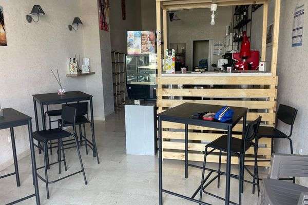 Azienda in vendita: VENDITA O FITTO DI RAMO D’AZIENDA  a Foggia - Bar - Immagine principale