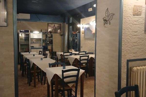 Azienda in vendita: Ristorante greco avviato in vendita a Cusano Milanino a Cusano Milanino - Ristoranti - Immagine principale
