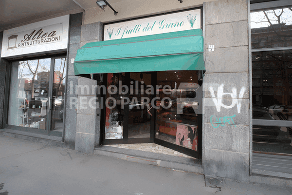 Azienda in vendita: ATTIVITÀ COMMERCIALE IN VENDITA IN ZONA DI FORTE PASSAGGIO a Torino - Pasticcerie - Immagine principale