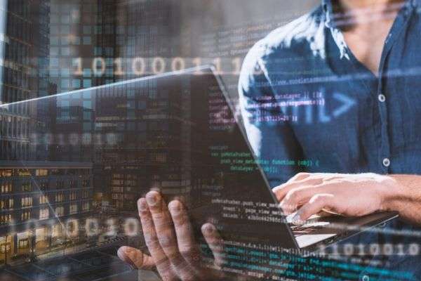 Azienda in vendita: SERVIZI INFORMATICI ASSISTENZA E CONSULENZA a Roma - Servizi informatici e tecnologia - Immagine principale