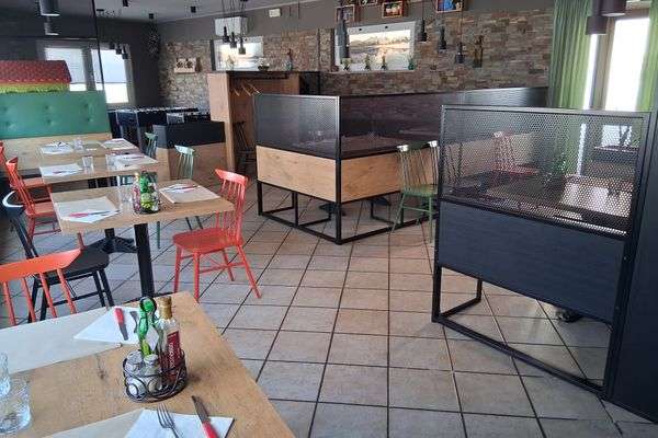 Azienda in vendita: Attività di ristorazione  a Pozzuolo del Friuli - Pizzerie - Immagine principale