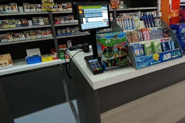 Azienda in vendita: Bar tabacchi in vendita a Busto Arsizio - Bar Tabacchi - Immagine principale