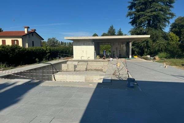 Azienda in vendita: Cessione azienda di ristrutturazione immobili a Padova - Attività artigianali e professionali - Immagine principale