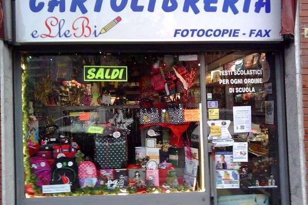 Azienda in vendita: Cedesi a Lodi  Cartolibreria storica vicinissima alle scuole. a Lodi - Cartolerie e Copisterie - Immagine principale