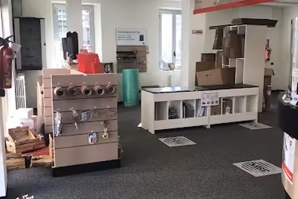 Azienda in vendita: A Caselle Torinese vendesi Centro ServiziMail Boxes Etc.  a Caselle Torinese - Logistica e Trasporti - Immagine principale