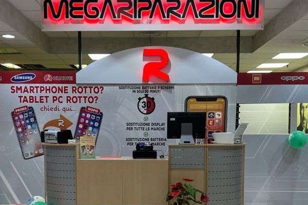 Azienda in vendita: Negozio di Vendita ed Assistenza Smartphone Tablet e Computer a Roma - Elettronica di consumo - Immagine principale