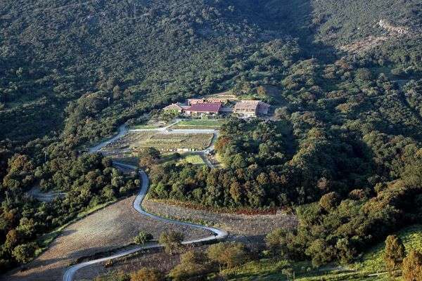 Azienda in vendita: Borgo esclusivo con potenziale ricettivo e termale a Cerveteri - Agriturismi - Immagine principale