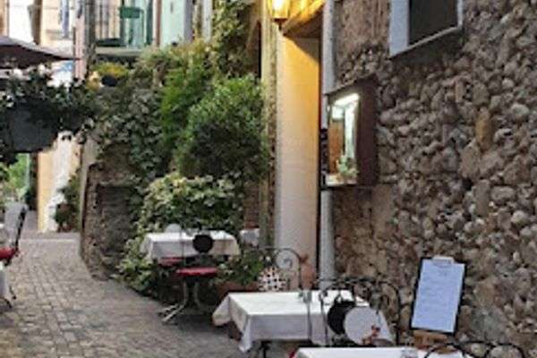 Azienda in vendita: Cedesi Osteria nel borgo medievale di Villanova d'Albenga (SV) a Villanova d'Albenga - Ristoranti - Immagine principale