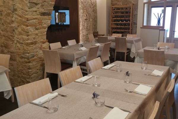 Azienda in vendita: Vendesi Ristorante al centro di Campobasso  a Campobasso - Ristoranti - Immagine principale