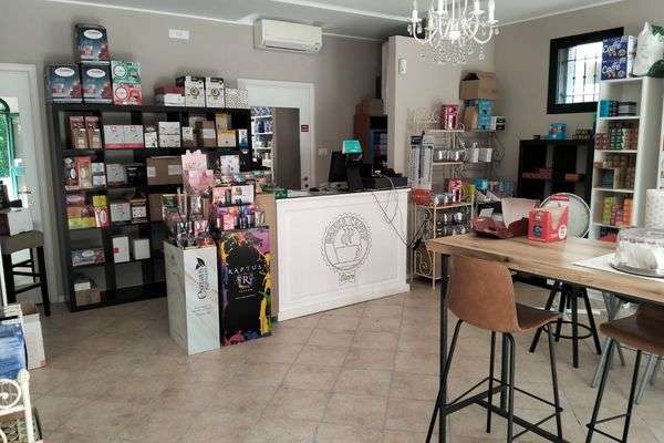 Azienda in vendita: Commercio al dettaglio di caffè torrefatto in capsule e cialde a Reggio Emilia - Negozi - alimentari e ortofrutta - Immagine principale