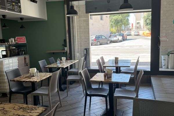 Azienda in vendita: Vendesi pizzeria ben avviata in zona strategica  a Cisterna di Latina - Pizzerie - Immagine principale