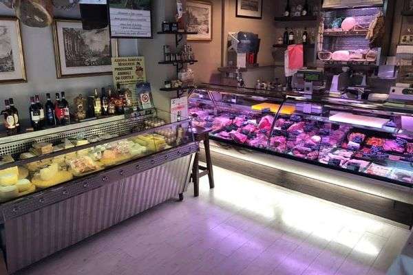 Azienda in vendita: Vendesi attività di macelleria in centro a Legnago  a Legnago - Macellerie - Immagine principale