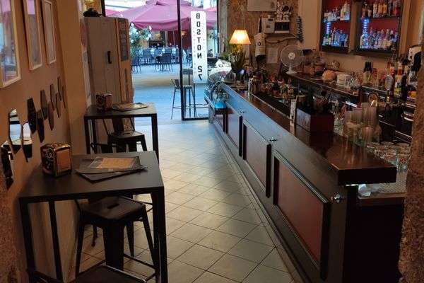Azienda in vendita: Cocktail BAR avviato in centro storico a Pisa a Pisa - Bar - Immagine principale