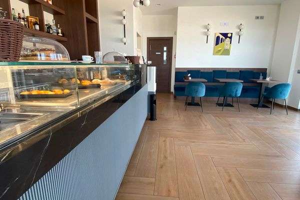 Azienda in vendita: Affitto d'Azienda Bar/Caffetteria Nuova Costruzione  a Adelfia - Bar - Immagine principale