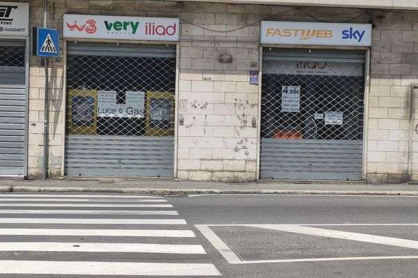 Azienda in vendita: Negozio di telefonia vendita-servizi Wind-FastWeb-Iliad-Very-SKY a Genova - Servizi informatici e tecnologia - Immagine principale
