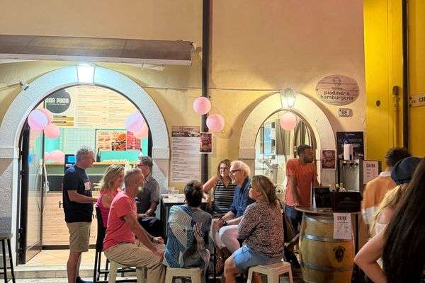 Azienda in vendita: Take away Piadineria hamburgheria fsul lago di Garda a torri  a Torri del Benaco - Ristoranti - Immagine principale