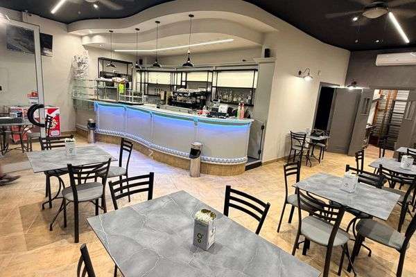 Azienda in vendita: Attività bar tavola calda  a Rivoli - Bar - Immagine principale