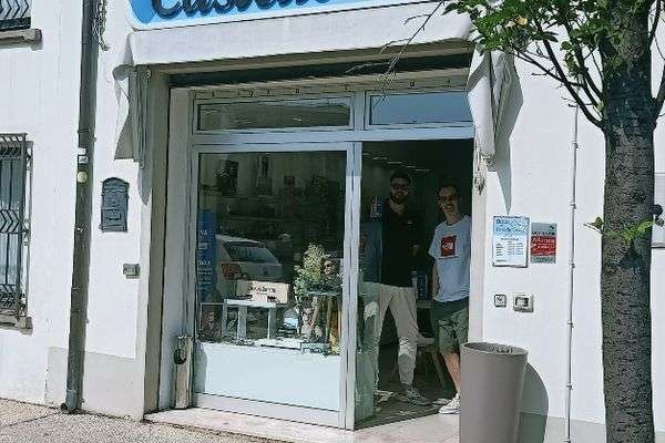 Azienda in vendita: Attività di Ottica a Rimini a Rimini - Ottica - Immagine principale