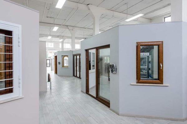 Azienda in vendita: Azienda di serramenti di ogni genere
Pvc legno legno alluminio a Velletri - Ingrosso e Distribuzione - Immagine principale