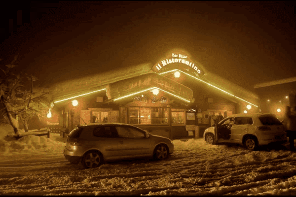 Azienda in vendita: Vendesi Bar Ristorante Pizzeria Courmayeur Valle D’Aosta  a Courmayeur - Ristoranti - Immagine principale