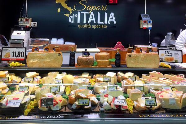 Azienda in vendita: Supermercato con insegna leader di mercato 800 mq complessivi . a Bastia Umbra - Altro - Immagine principale