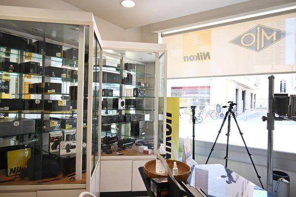 Azienda in vendita: Storico negozio per il commercio di   attrezzatura fotografica  a Udine - Altro - Immagine principale