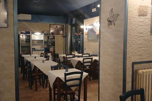 Azienda in vendita: Ristorante greco avviato in vendita a Cusano Milanino a Cusano Milanino - Ristoranti - Immagine principale