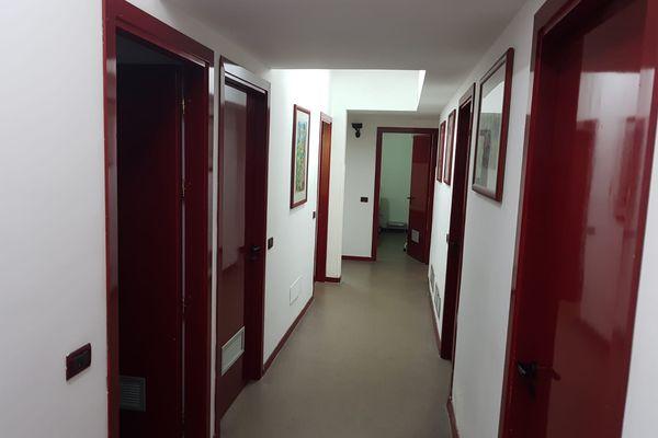 Azienda in vendita: vendita attività di poliambulatorio e centro di fisioterapia a Palermo - Studi Medici e Poliambulatori - Immagine principale