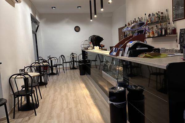 Azienda in vendita: Attività bar nel centro storico di Oristano  a Oristano - Bar - Immagine principale