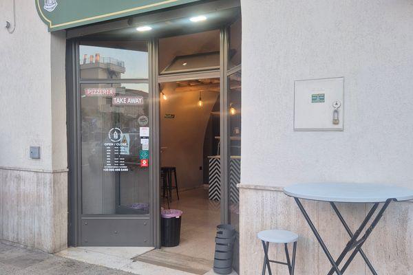 Azienda in vendita: Attività avviata da oltre 20 anni in vendita a Conversano – zona  a Conversano - Pizzerie - Immagine principale