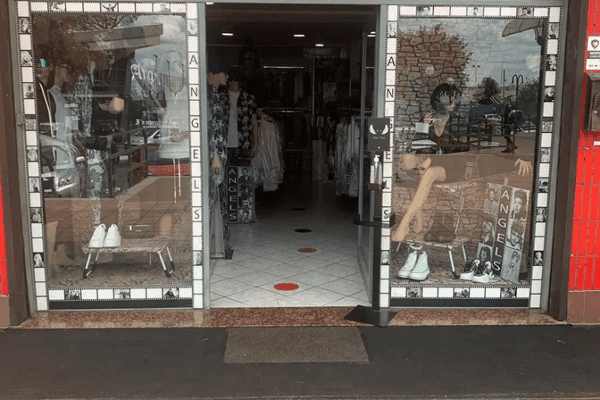 Azienda in vendita: Attività di abbigliamento  a Roma - Negozi - abbigliamento - Immagine principale