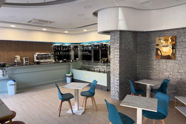 Azienda in vendita: Bar completamente nuovo a Fiumicino - Bar - Immagine principale