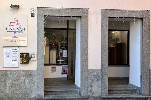 Azienda in vendita: Vendesi attività di laboratorio artigianale di pasticceria  a Sommariva del Bosco - Pasticcerie - Immagine principale