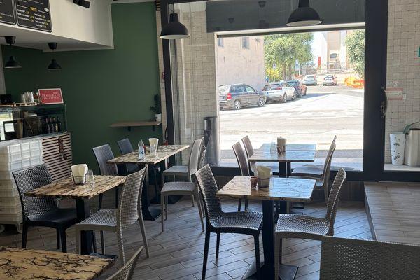 Azienda in vendita: Vendesi pizzeria ben avviata in zona strategica  a Cisterna di Latina - Pizzerie - Immagine principale