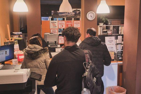 Azienda in vendita: L’attività specializzata in stampa digitale  a Milano - Cartolerie e Copisterie - Immagine principale