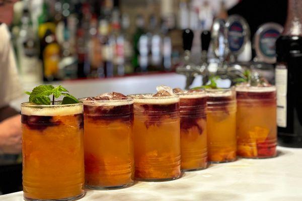 Azienda in vendita: Attività Bar ristorante fronte porto sul lungomare di Carloforte  a Carloforte - Ristoranti - Immagine principale