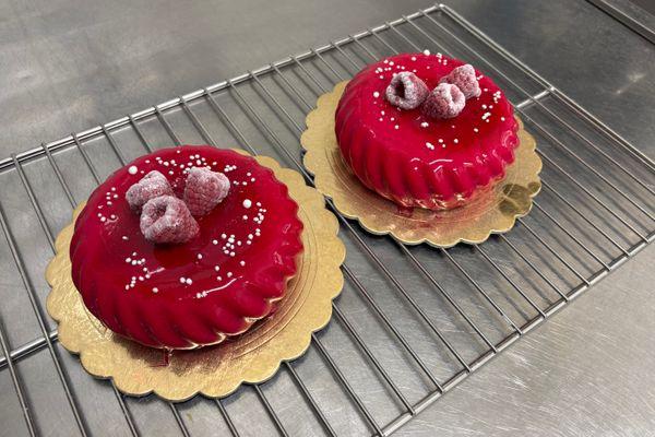 Azienda in vendita: Bar Pasticceria cedesi . 
L’attività è completamente ristruttura  a Ivrea - Pasticcerie - Immagine principale