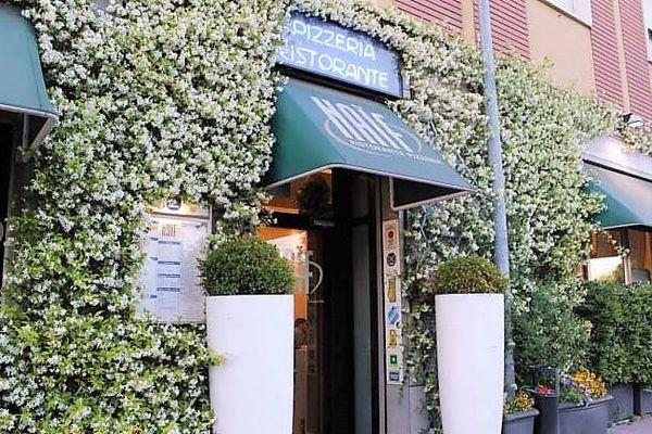 Azienda in vendita: Attività di Ristorante Pizzeria molto conosciuto in città a Ravenna - Ristoranti - Immagine principale