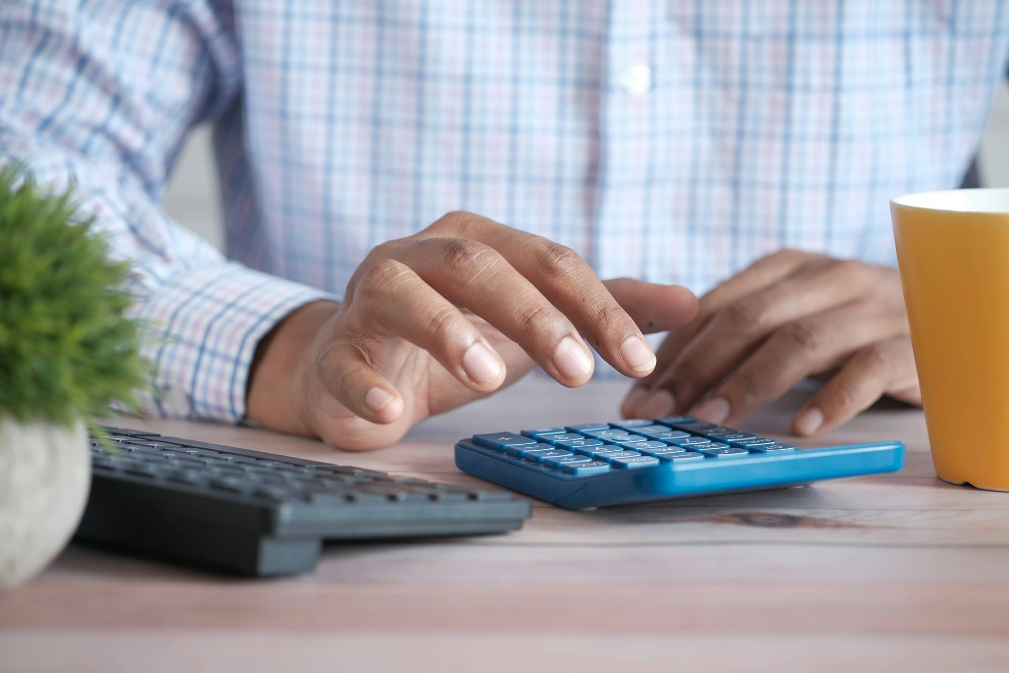 Come valutare un’attività commerciale prima di comprarla: la guida completa